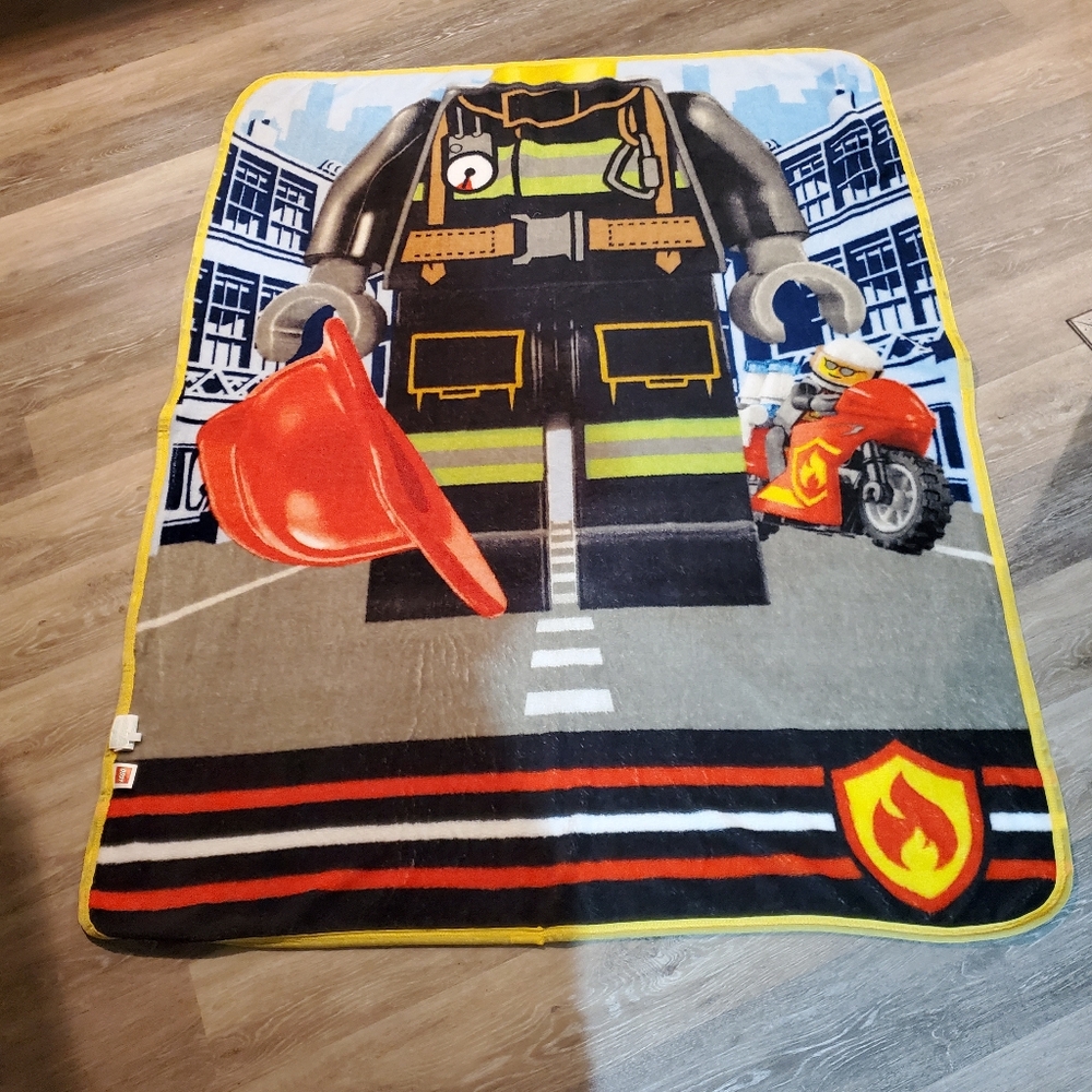 LEGO Firefighter Blanket - Multicolor